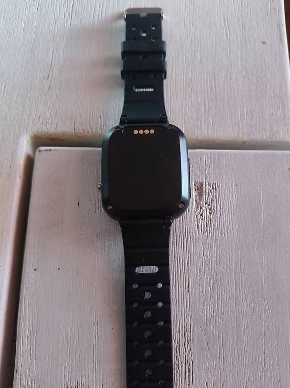 Smartwatch: Kinder Smartwatch mit Telefonfunktion – Gebraucht aus Nendeln von godot_10 1