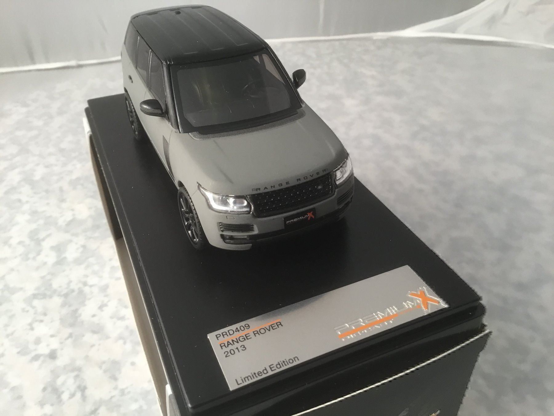 Modellautos: Range Rover, 1:43, grau matt – Neu und originalverpackt aus Erlenbach im Simmental von Model_box 3