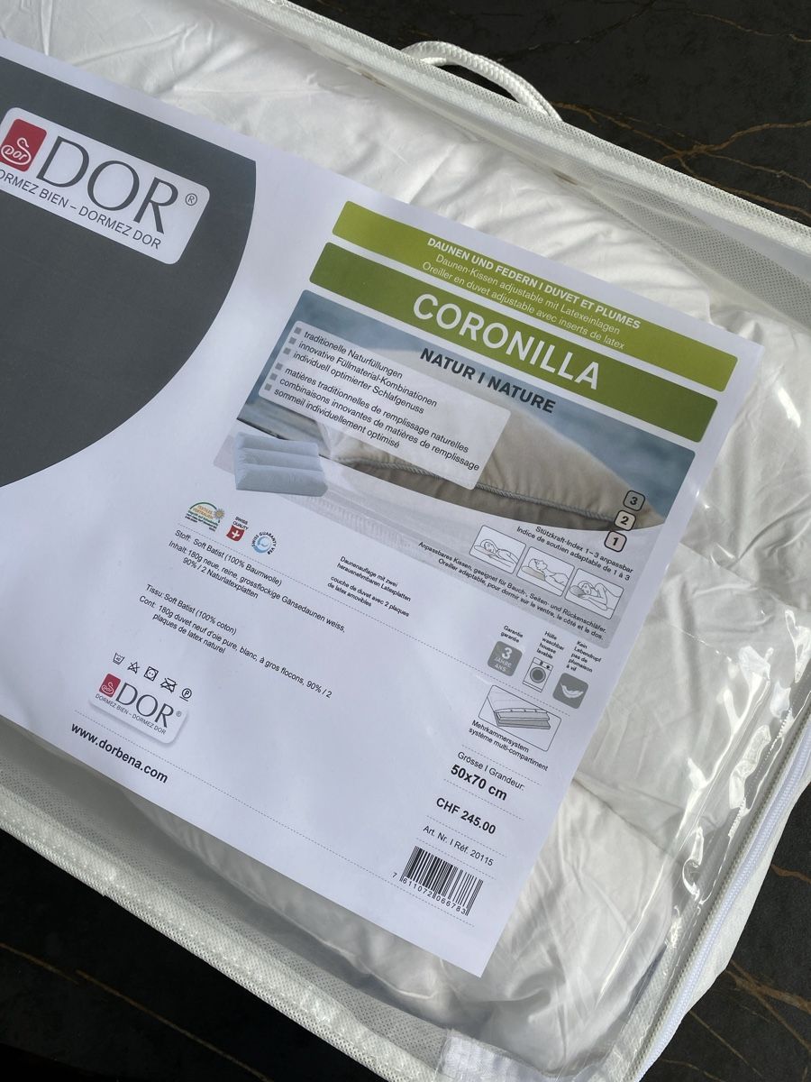 Kissen: Kopfkissen Coronilla von Dorbena – Neu und originalverpackt aus Lyss von Shantishiva