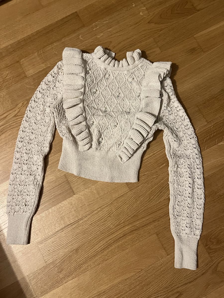 Zara Pullover & Sweatshirts: Damen Pullover Creme mit Perlen Grösse S – Gebraucht aus Zürich von R1908