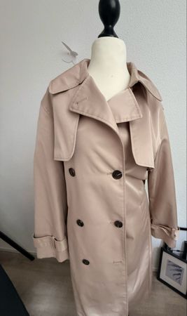 Trenchcoat Gr.M *new*