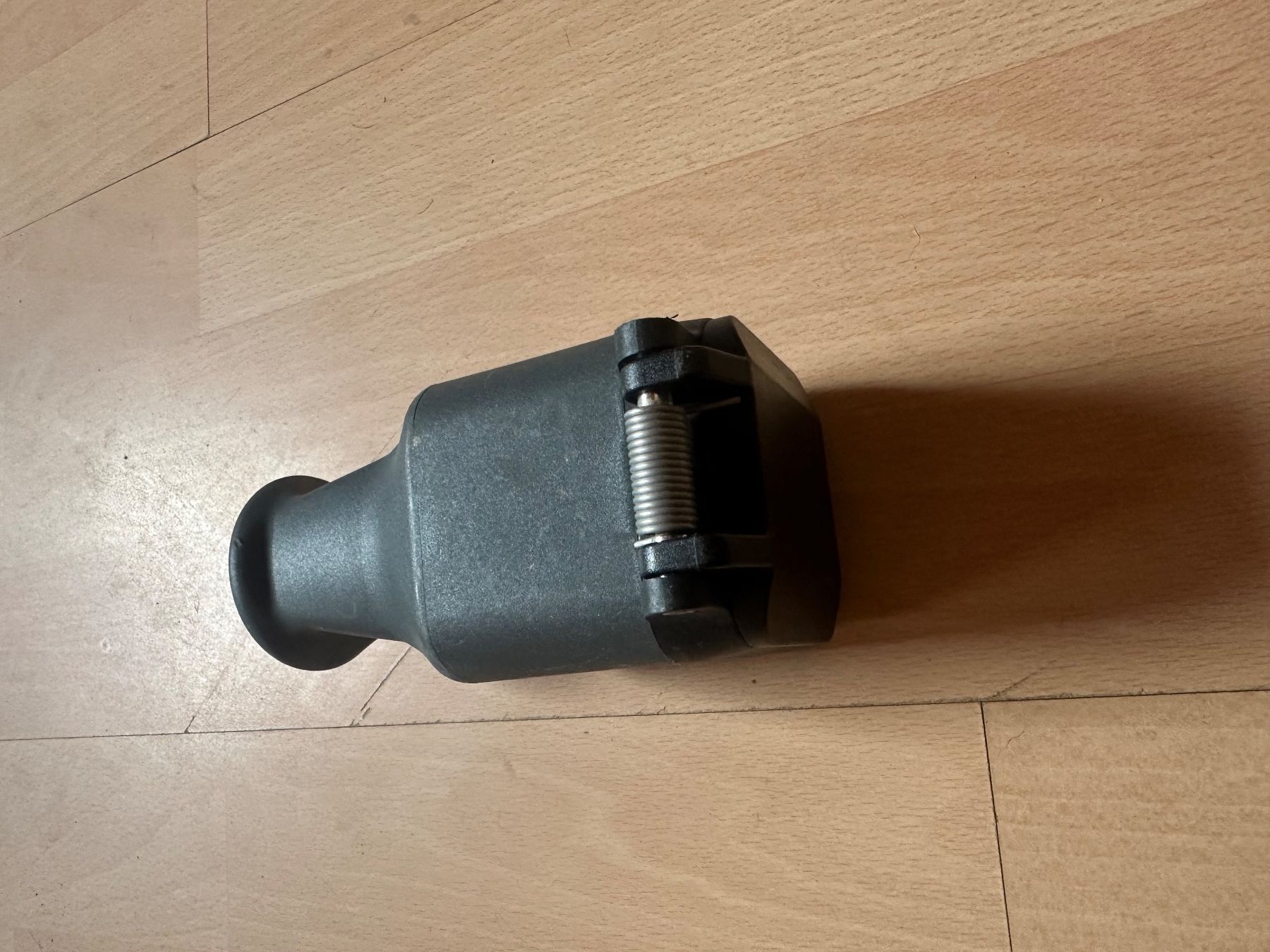 Spine: Kupplung J15 4 Polig – Usato da Huttwil venduto da Bolpa 4