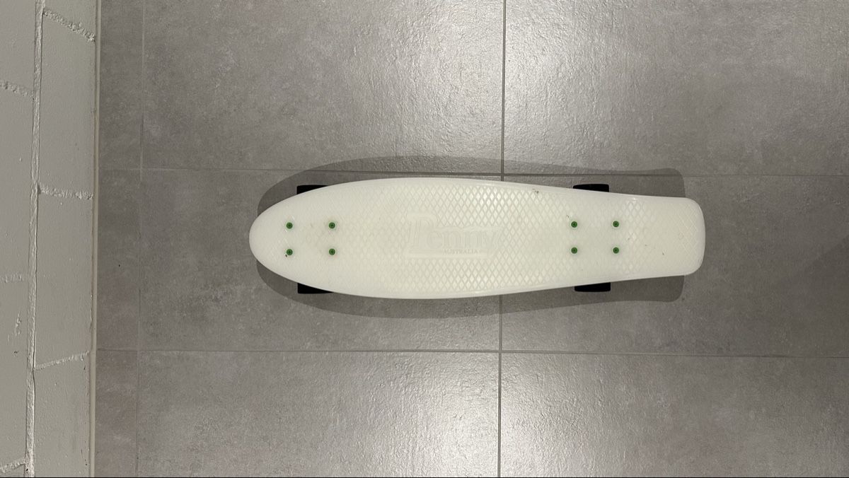 Penny Skateboards Skateboards: Penny Board Glow in the Dark – Usato da Meggen venduto da fdi_9jbk