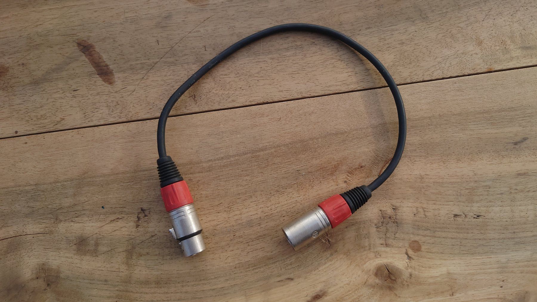 Cavi: XLR Verbindungskabel 40 cm – Usato da Wittenbach venduto da Aberanders