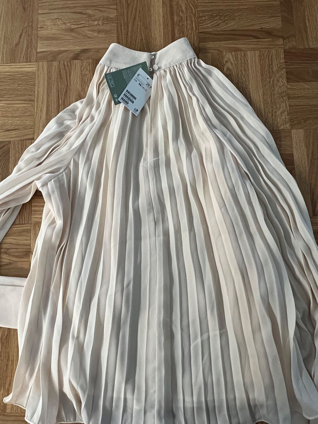 H&M Camicette: H&M neu Bluse – Usato da Neuhaus SG venduto da bernike 2