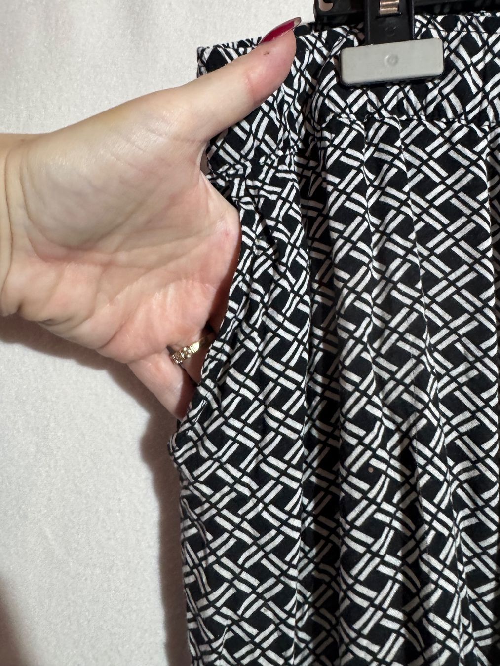 Pantaloni: Gemusterte Stoffhose von Bluemotion Gr. 48/50 – Usato da Grosswangen venduto da SALE_SALE_SALE 2