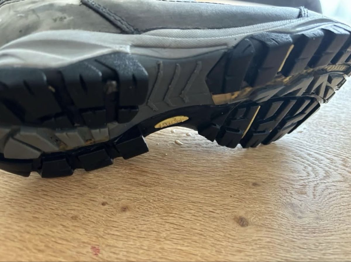 Meindl Scarpe da uomo: Wanderschuhe gr.39 MEiNDL – Usato da Zug venduto da Biki72 2