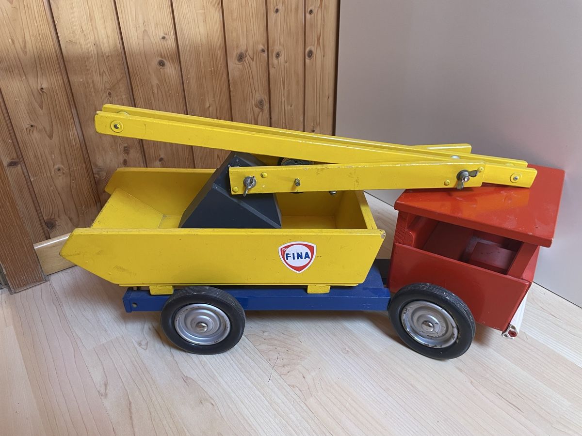 Wisa Gloria Giocattoli: Lastwagen von Wisa Gloria – Usato da Moosleerau venduto da kat_n9qs 3