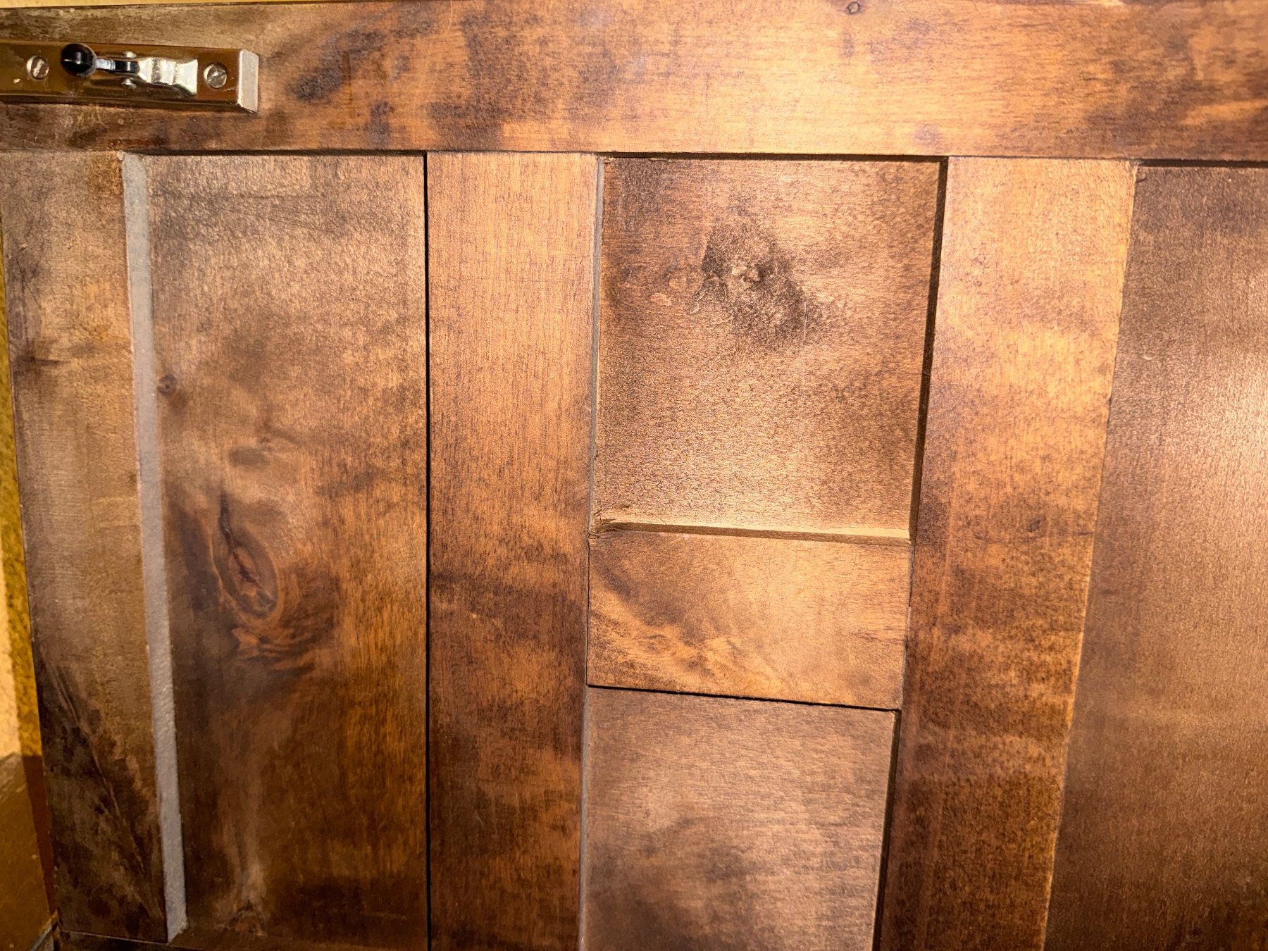 Cassettiere: Antikes Holz-Barschrank-Türchen, geschnitzt – Usato da Wetzikon ZH venduto da Ale_green_jungle 4