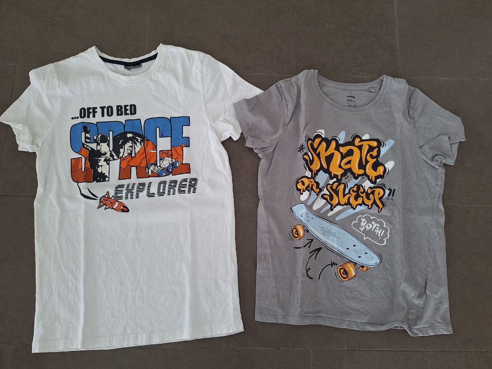 Hemden, T-Shirts & Polos: 2 Coole Jungen T-Shirts Gr. 158 – Gebraucht aus Brugg AG von ahauserd