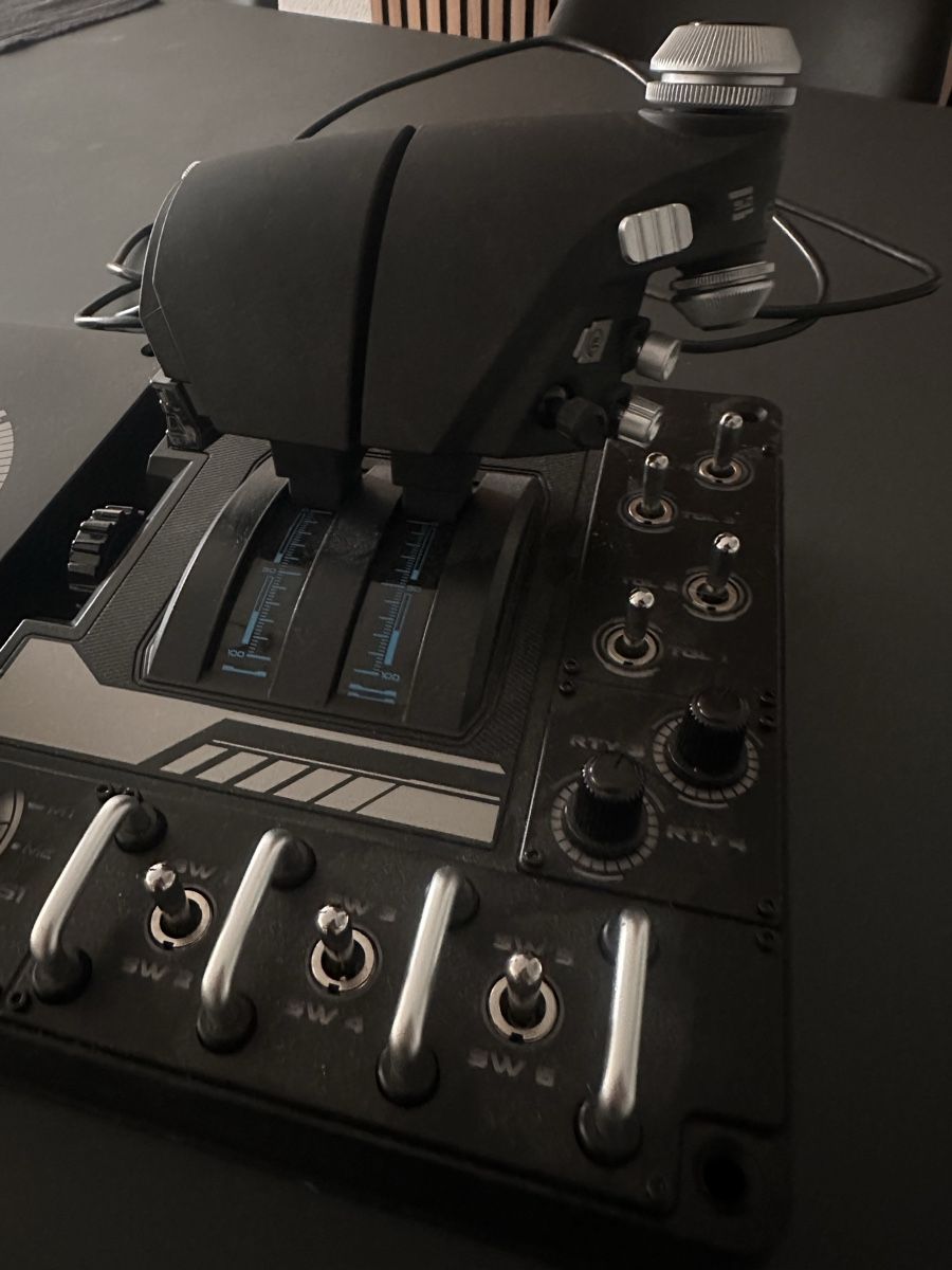 Logitech Controller: Logitech/Saitek X-56 Rhino HOTAS – Usato da Berikon venduto da bio_h8tn 4