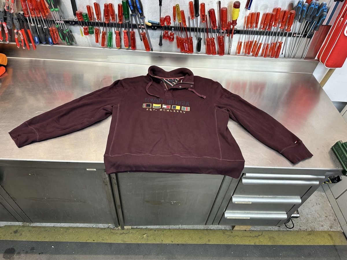 Tommy Hilfiger Pulls & Sweat-shirts: Tommy Hilfiger Pullover bordeaux – D'occasion à Schwende par weesli