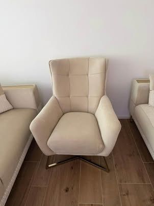 Sofas: Wunderschönes Sofa-Set – Neuf (Voir description) à Bülach par dov_b6zp 4