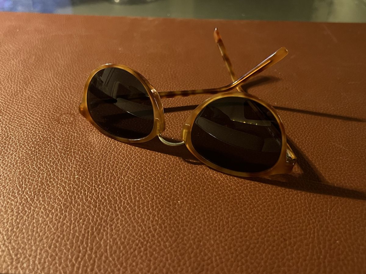 Esprit Lunettes & Verres: Sonnenbrille Esprit – D'occasion à Zürich par A_Woo