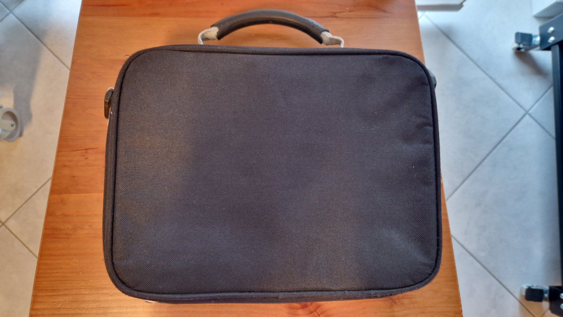 Borse: Sac de transport pour ordinateur portable 11" – Usato da Fleurier venduto da Tortue26 1