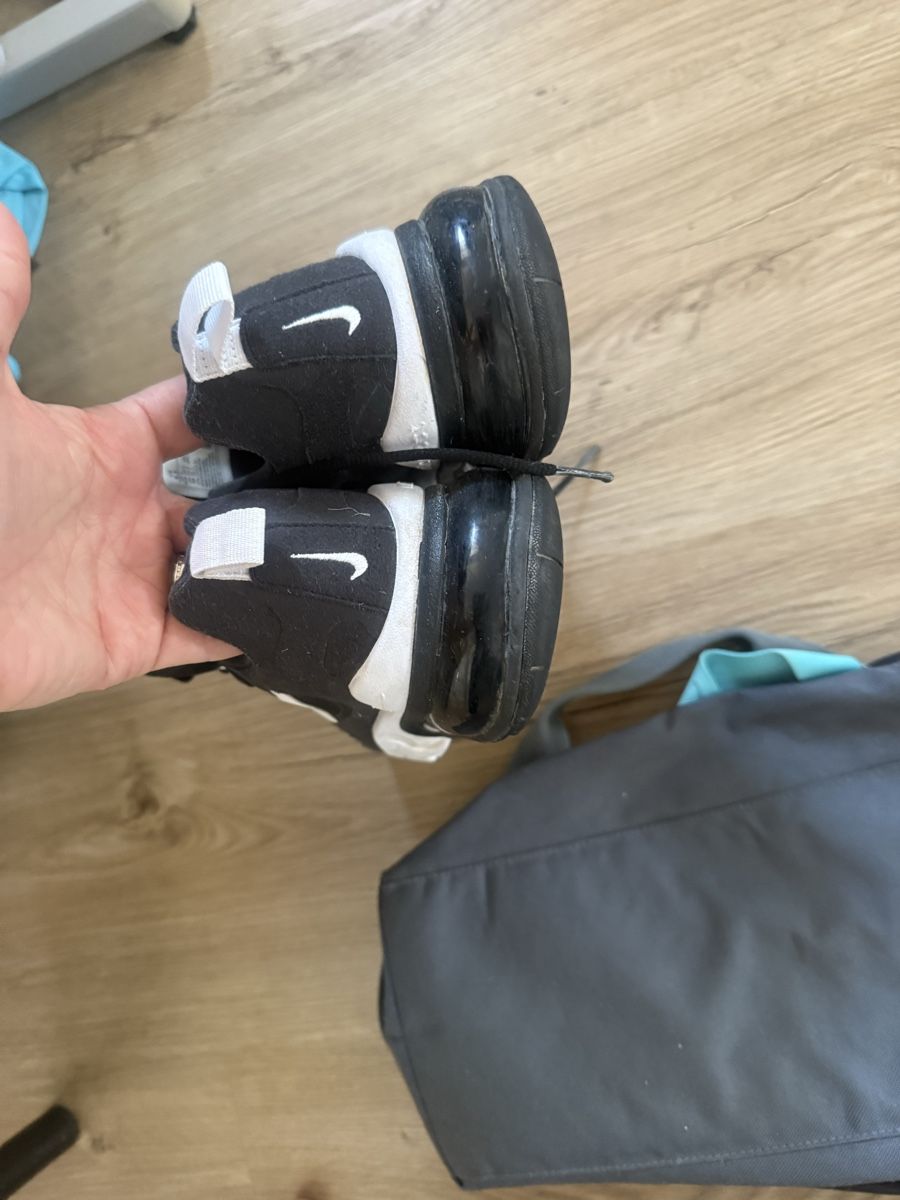 Nike Scarpe da uomo: Nike air max 270 React Turnschuhe – Usato da Kirchdorf BE venduto da omegatoc 3