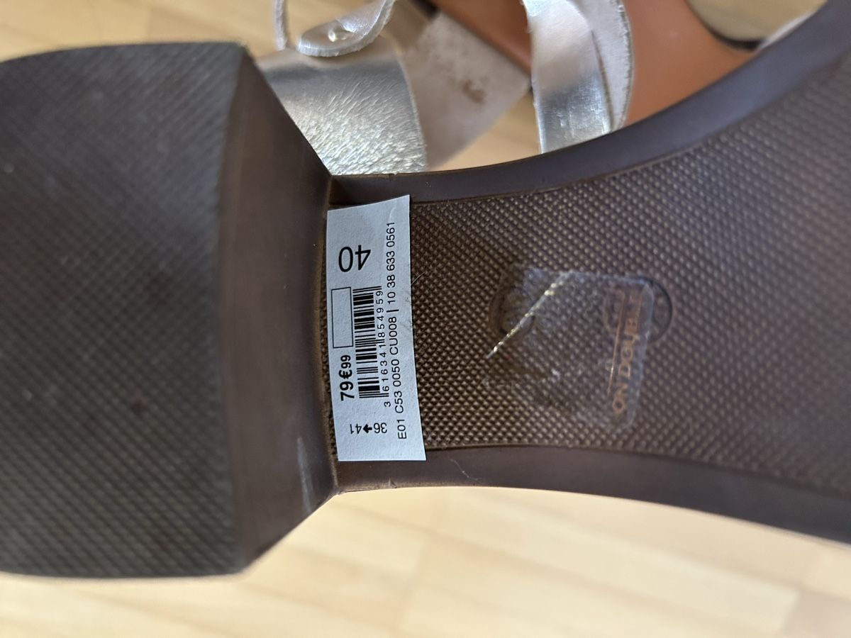 Scarpe da donna: Ledersandale Gold Grösse 40 – Usato da Frenkendorf venduto da helping5 3