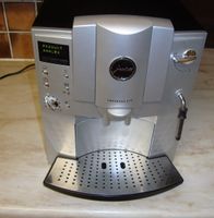 Jura Impressa E 75 Kaffeevollautomat wenig gebraucht