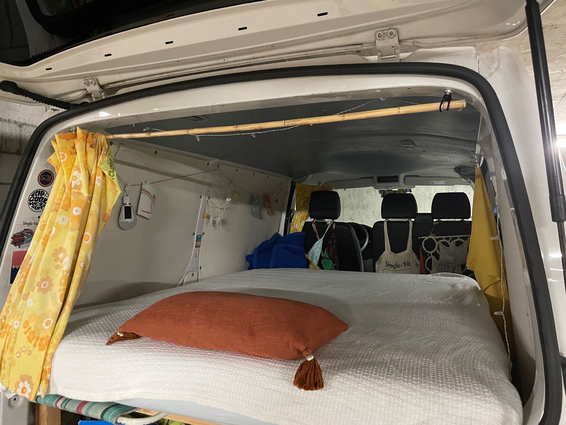 VW Veicoli da campeggio: VW T6 Camper – Usato da Zürich venduto da Inpax 4