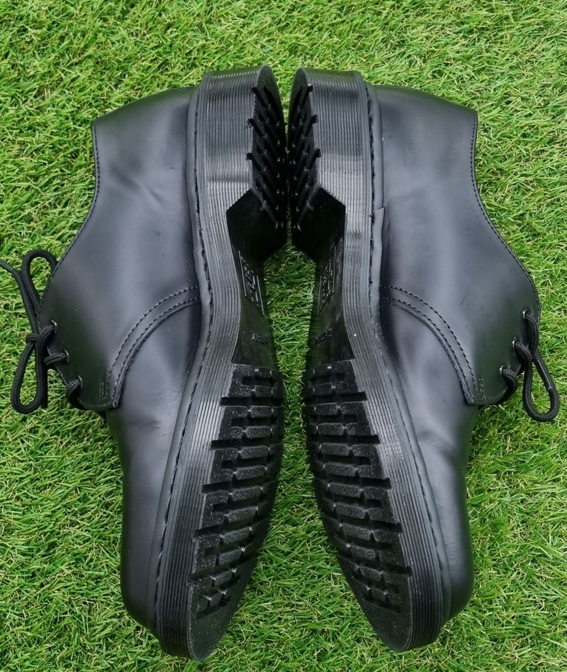 Dr. Martens Scarpe da uomo: Dr. Martens, 1461 Mono, Gr. 44 – Nuovo (secondo la descrizione) da Oberriet SG venduto da gimidrip 4