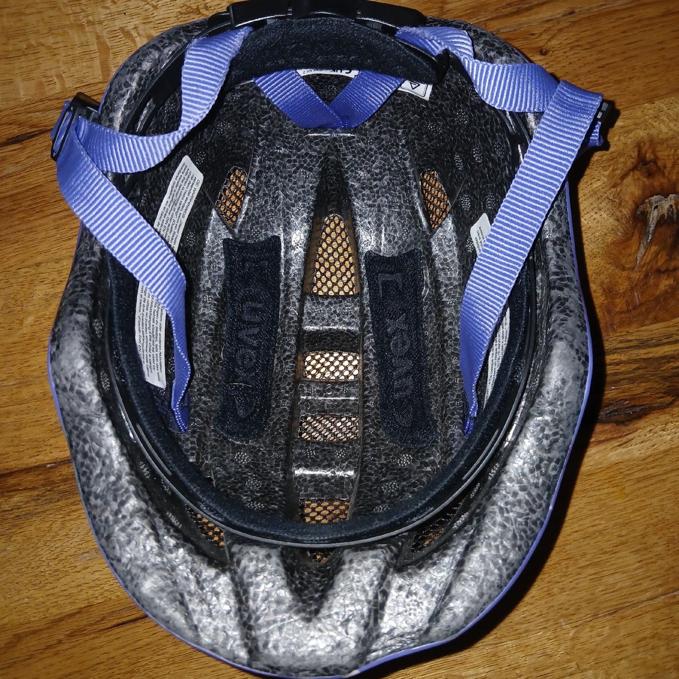 Caschi: Kinderhelm 46-52 cm – Usato da Steffisburg venduto da Ferrari006 1