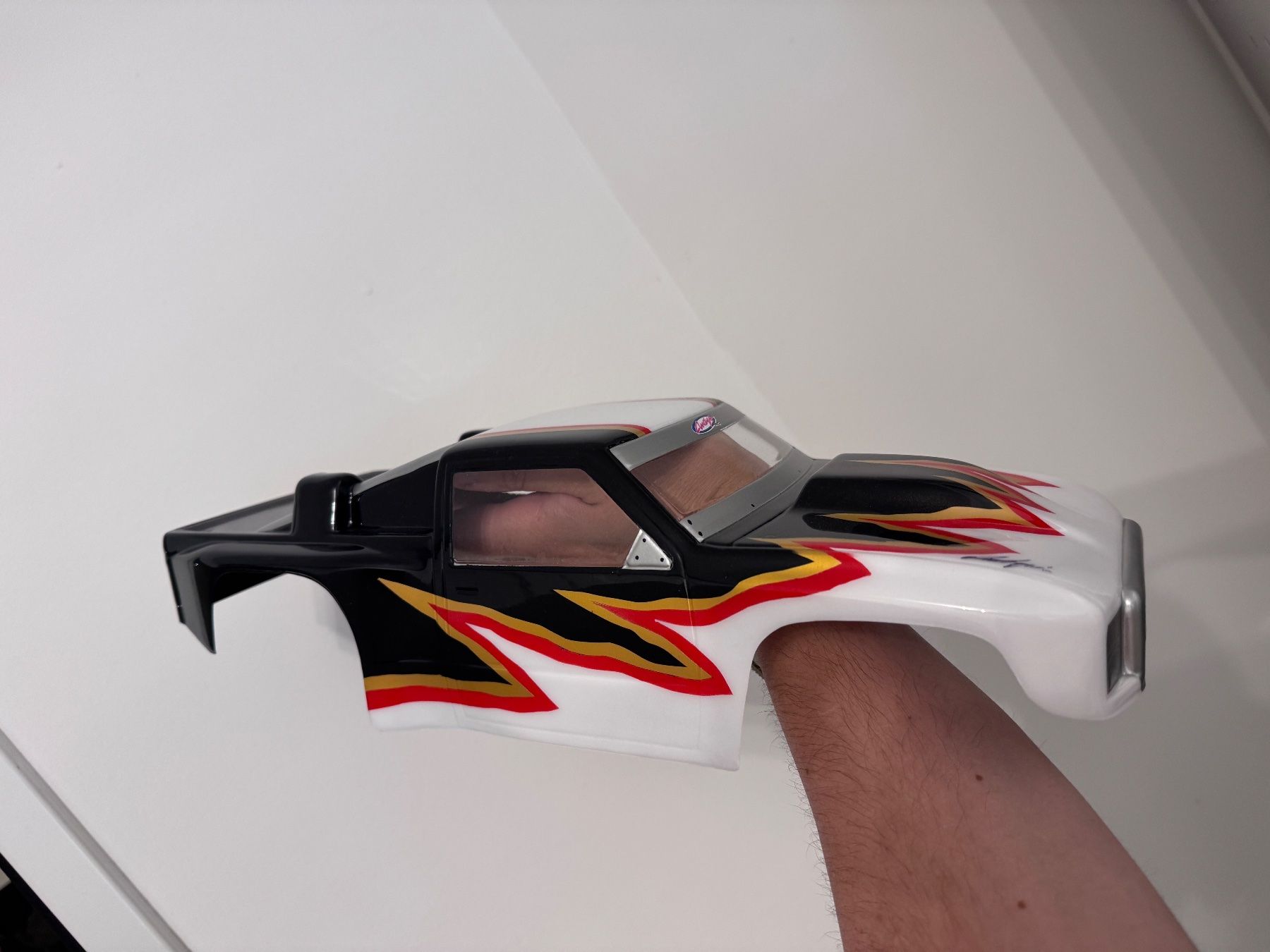 Modellismo RC: Team Associated RC10T inkl. Lackierter Karo release Modell – Nuovo e nell'imballaggio originale da Spreitenbach venduto da alishaesseiva 7