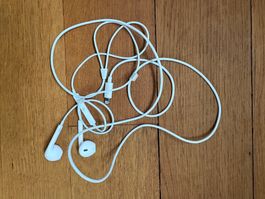 Original Apple EarPods Kopfhörer Lightning