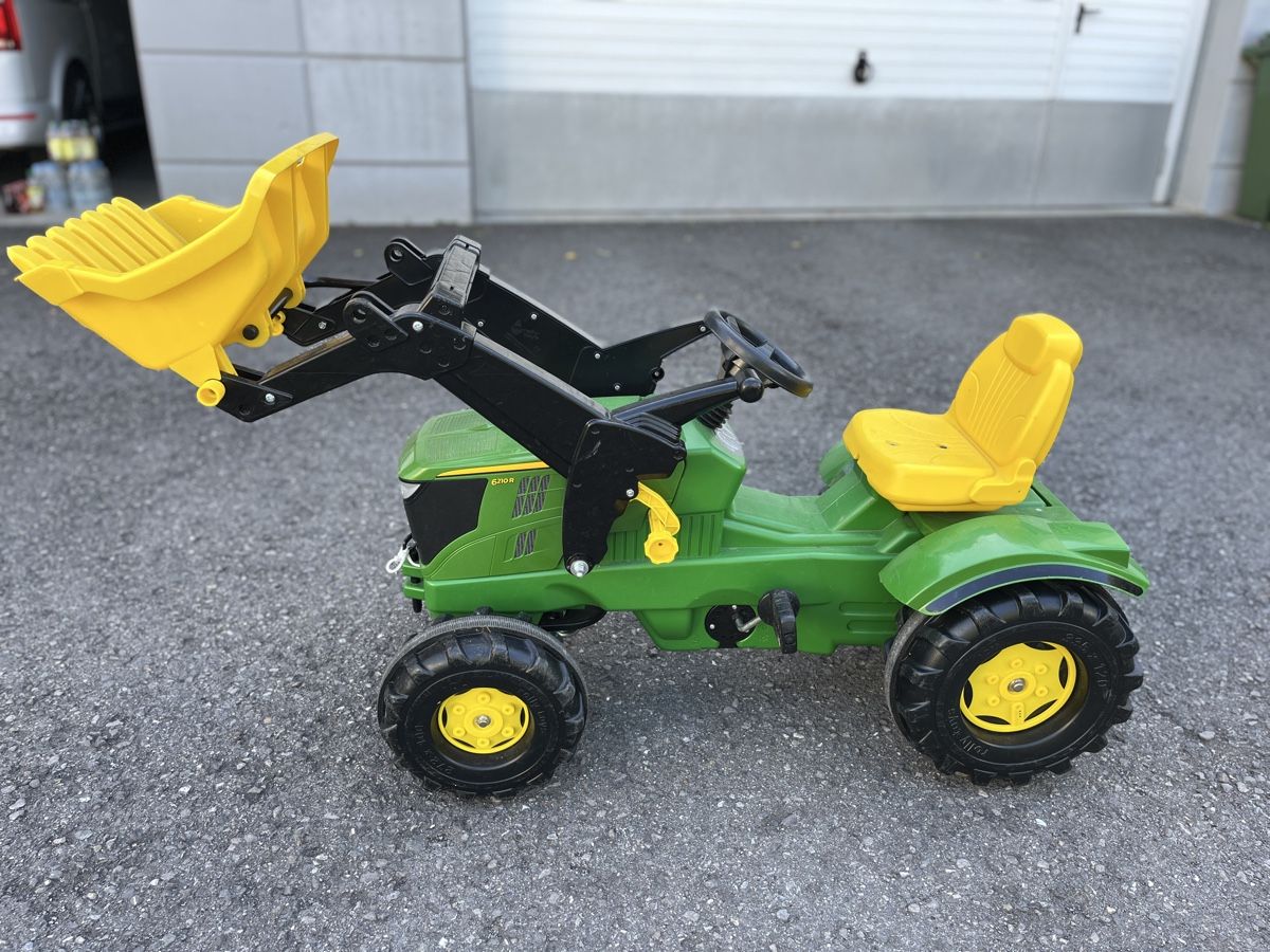 John Deere Veicoli per bambini: Trettraktor John Deere Top Zustand  – Usato da Aadorf venduto da Annika82 1