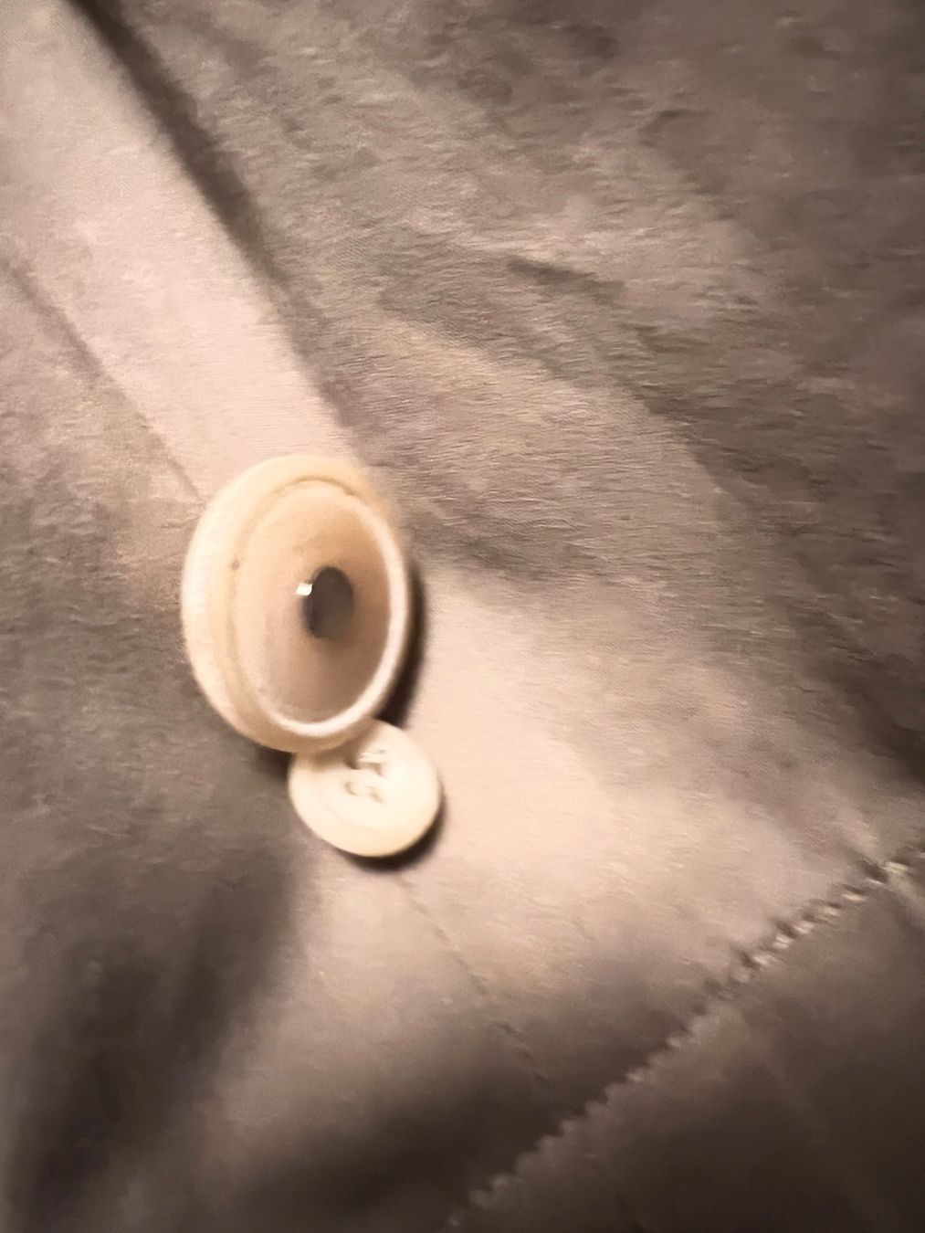 Hermès Cappotti: Hermès trench coat beige – Nuovo (secondo la descrizione) da Lausanne venduto da NYC67 6