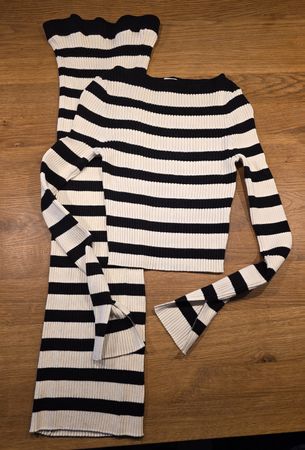 H&M Zweiteiler Set (Pullover & Rock)