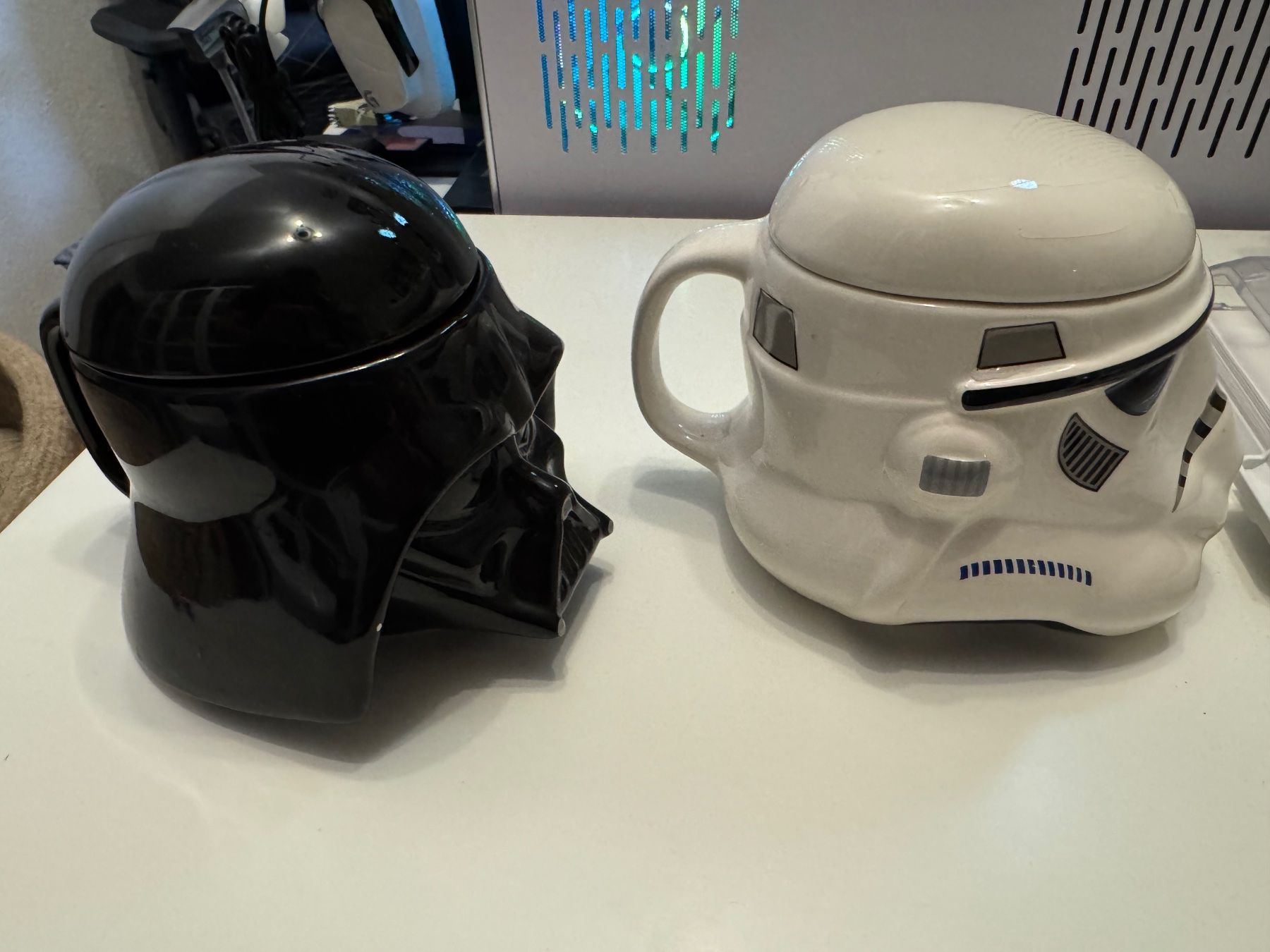 Star Wars Tasses: Star Wars Tassen - Darth Vader & Stormtrooper Set – D'occasion à Burgdorf par Caradhras 9