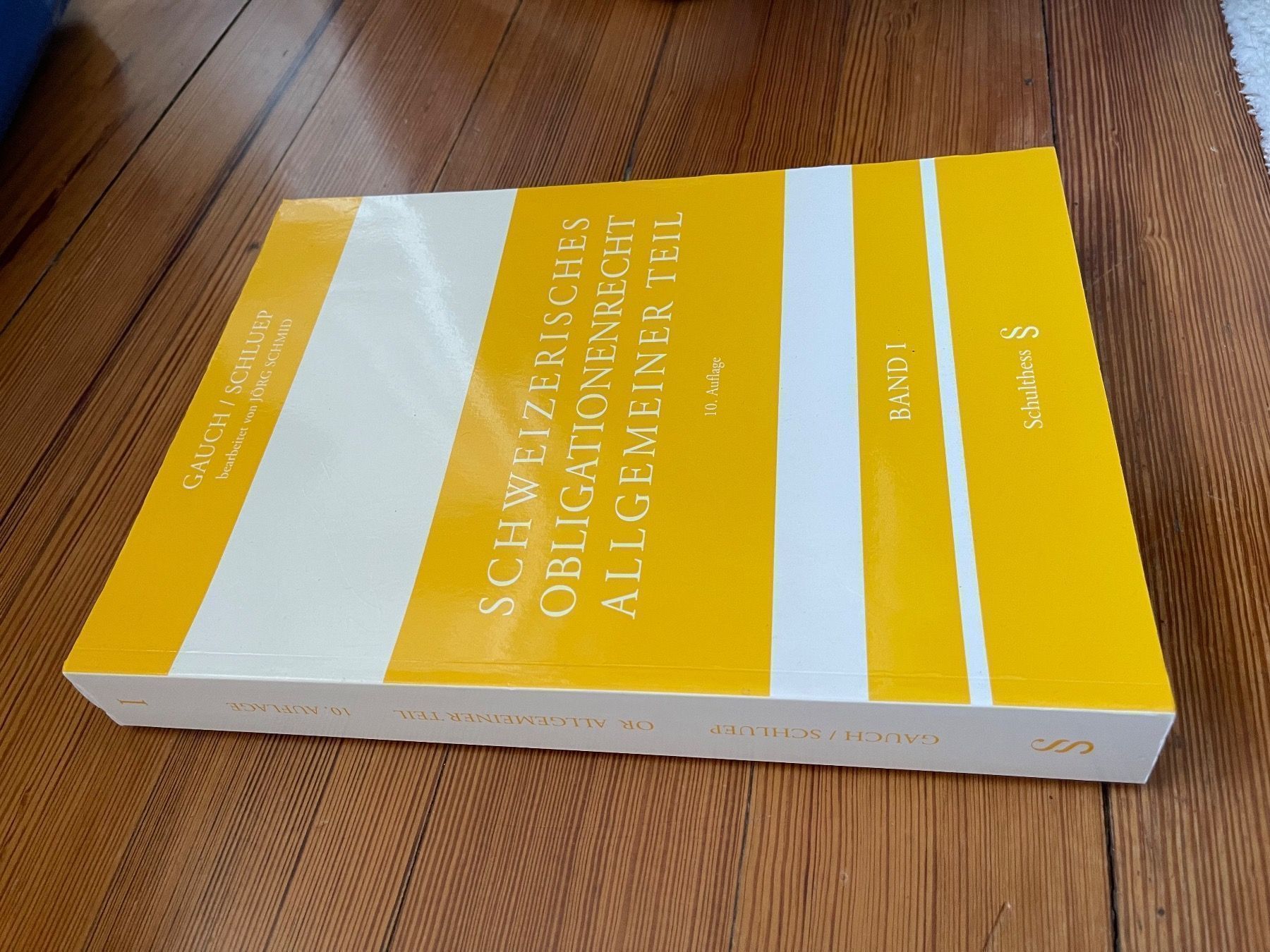 Libri: 2 Rechtsbücher – Nuovo (secondo la descrizione) da Lenzburg venduto da CelinaS01 5