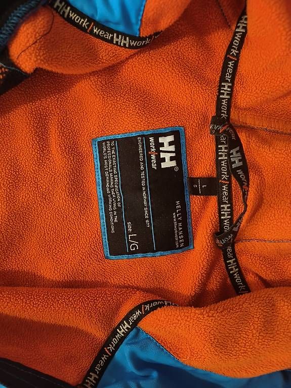 Giacche: Helly Hansen Jacke – Usato da Au SG venduto da hac_sn68 1