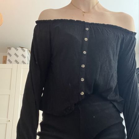 Bershka offshoulder Top