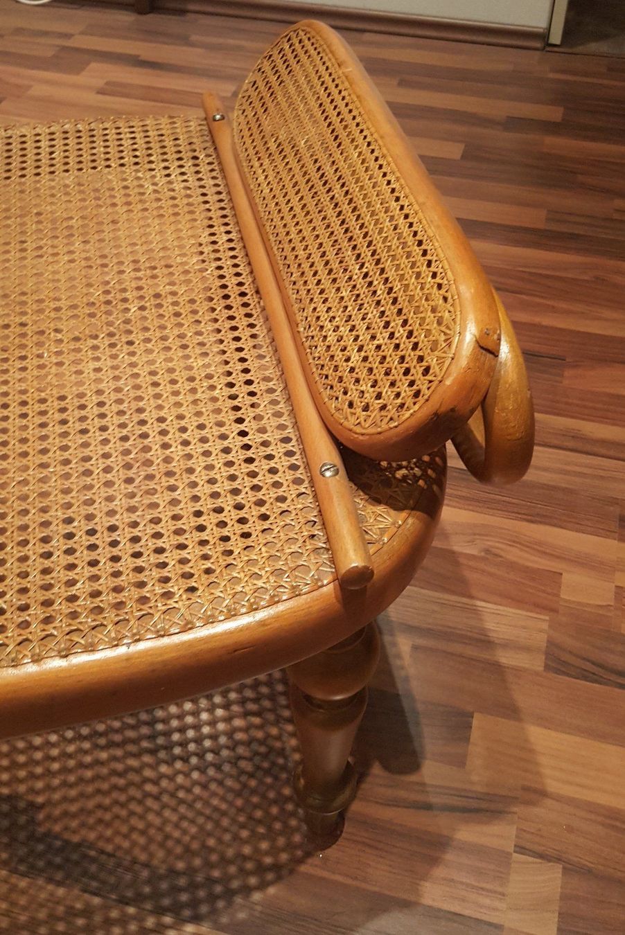 Sedie a sdraio: Original Thonet Liege Nr.1 – Usato da Basel venduto da RLBasel 2