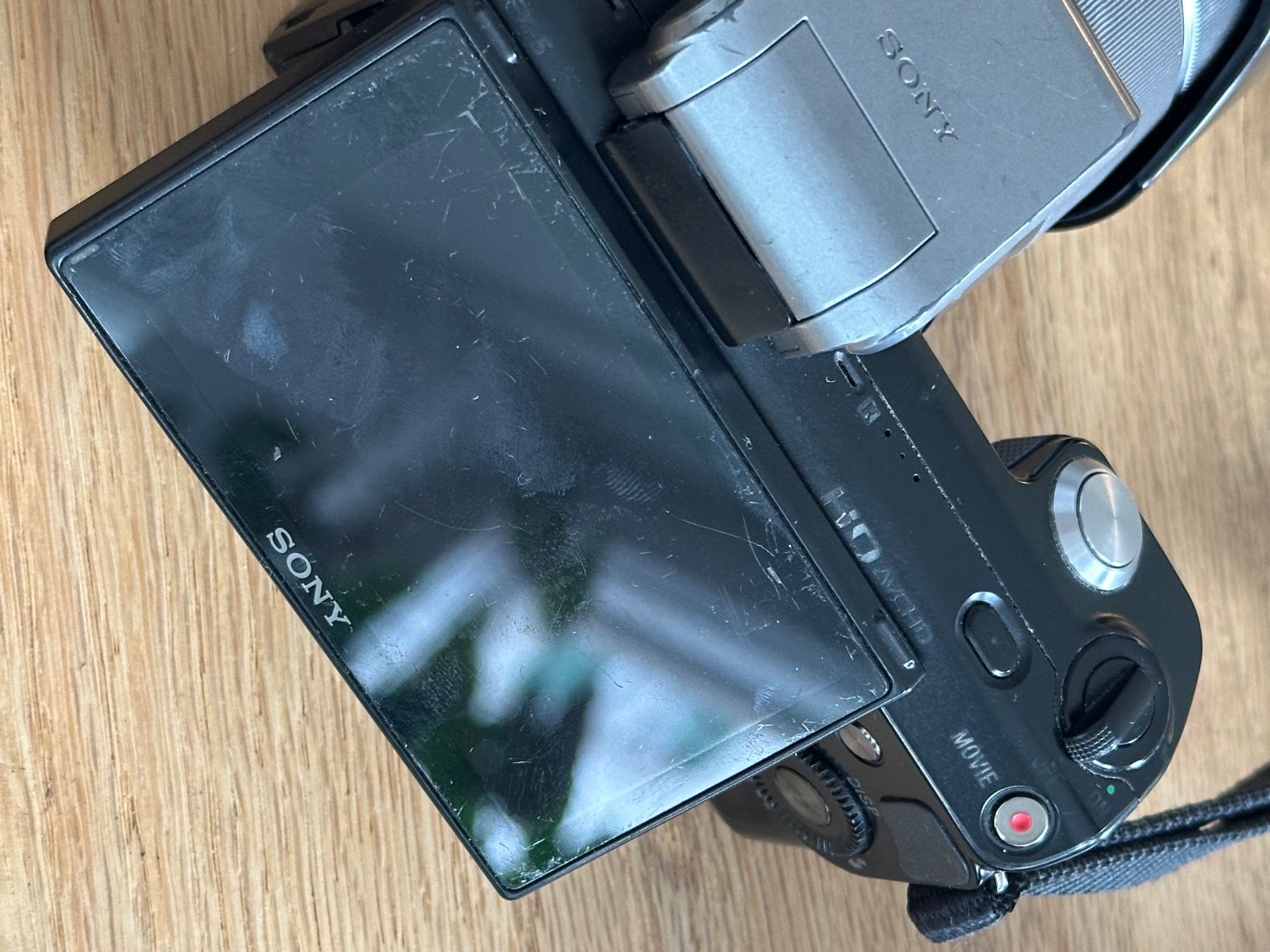 Sony Fotocamera: Sony Nex 5 Systemkamera mit zwei Objektiven – Usato da Schwyz venduto da juerg1991 1