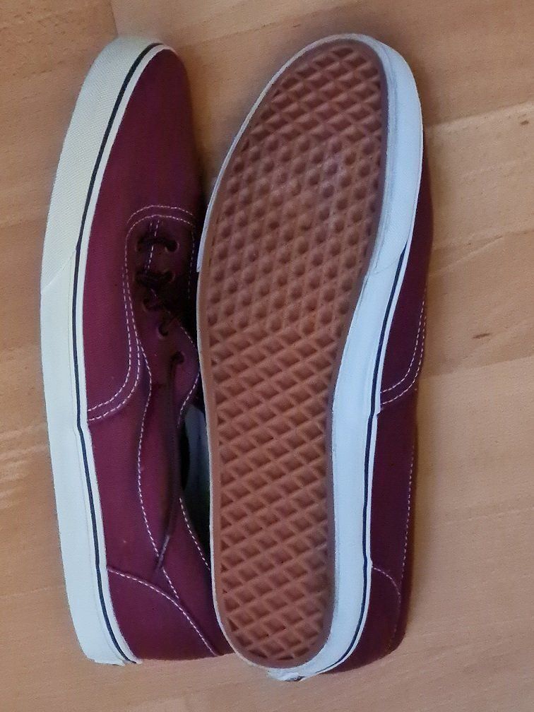 Vans Scarpe da uomo: Neu: Vans - Sneaker - bordeaux-rot - Gr. 11.5 – Nuovo (secondo la descrizione) da Uznach venduto da Laeuffer 1