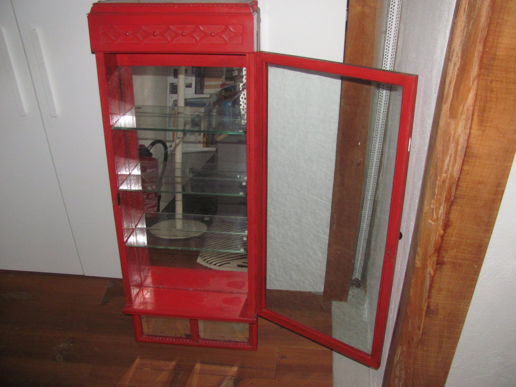 Vetrine: Vitrine Coiffeur-Vitrine Wandvitrine uralt ANTIK – Usato da Malters venduto da monarkli 4