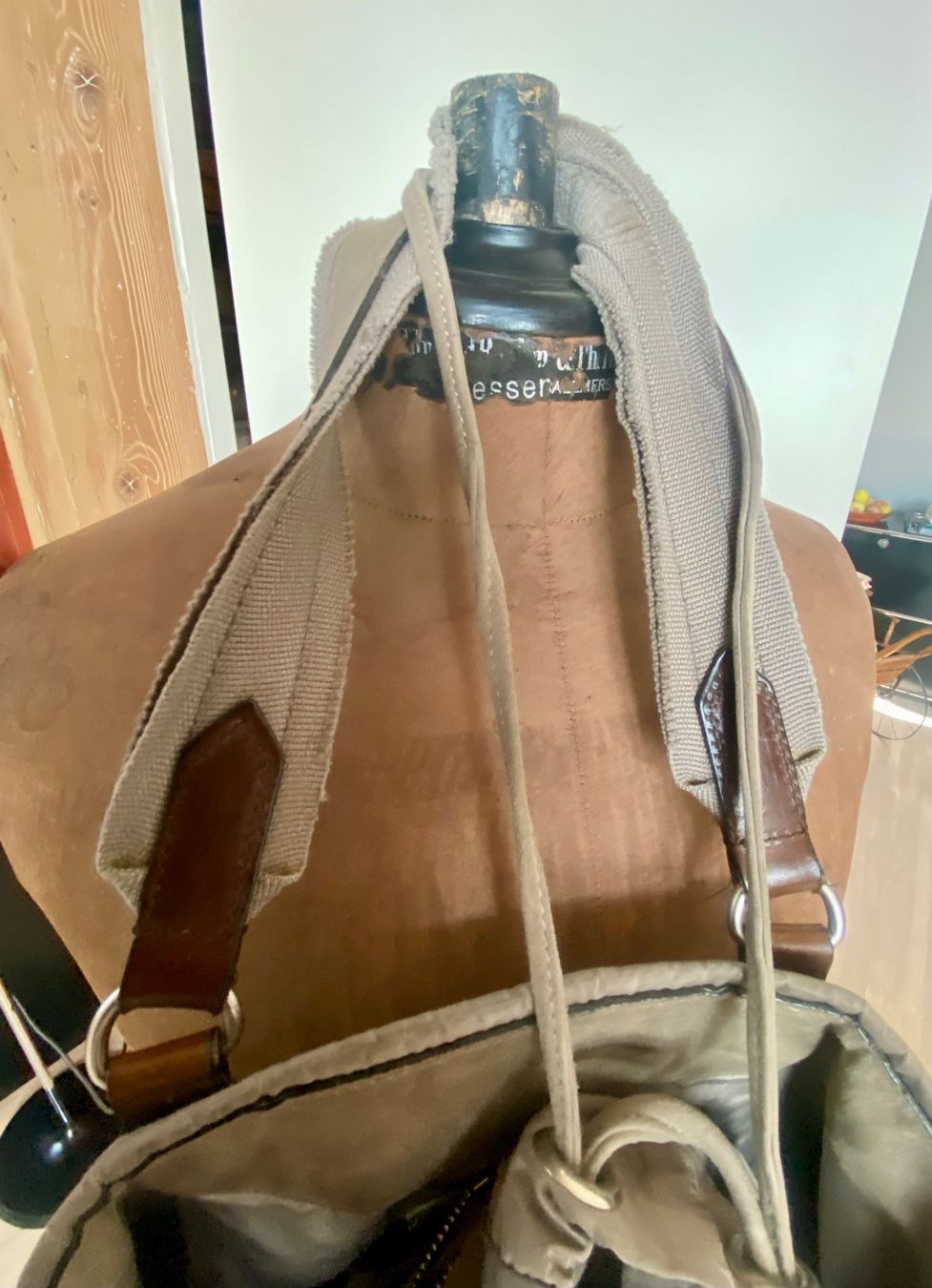 Brunello Cucinelli Borse da donna: BRUNELLO CUCINELLI Shopper, beige Wildleder – Usato da Uster venduto da Koralle6 6
