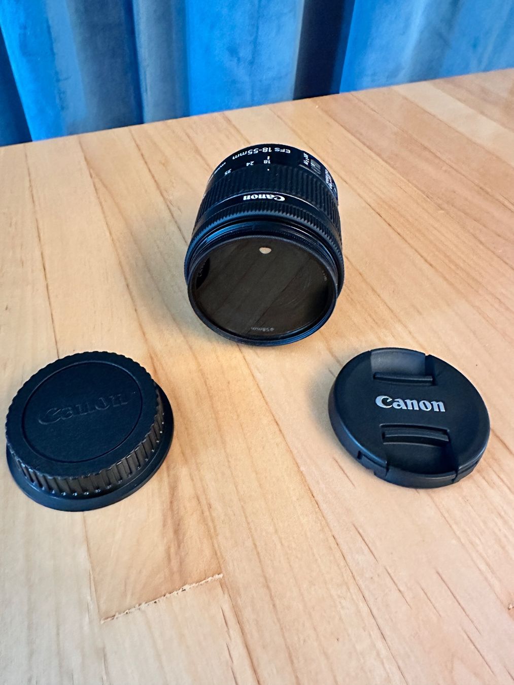 Canon Obiettivi: Canon EF-S 18-55mm Objektiv mit Autofokus – Usato da Oftringen venduto da and_2hrd 2
