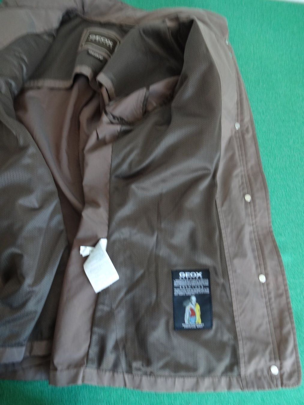Geox Giacche: GEOX Respira Jacke Nr.42 – Nuovo (secondo la descrizione) da Frauenfeld venduto da rey06 2