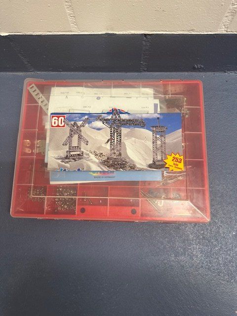 Jeux de construction: Metallbaukasten Eitech 253 Teile – D'occasion à Pfäffikon ZH par thf_rqs2