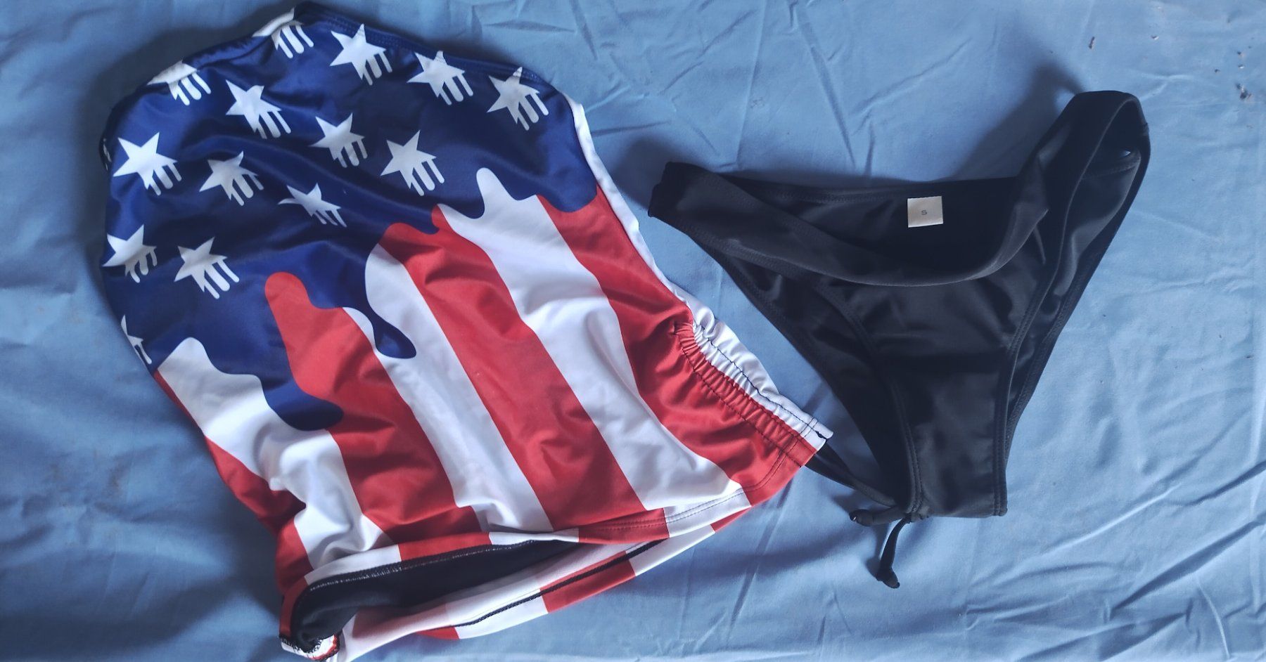 Costumi da bagno & Bikini: Damen Tankini Grösse S, Flagge – Nuovo (secondo la descrizione) da STEFFISBURG venduto da Sumerstorm 1
