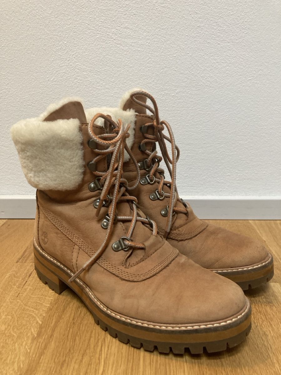 Timberland Scarpe da donna: Timberland Winterschuhe – Usato da Bern venduto da NinKue