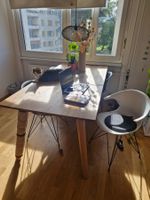 Esstisch mit 4 Stühle