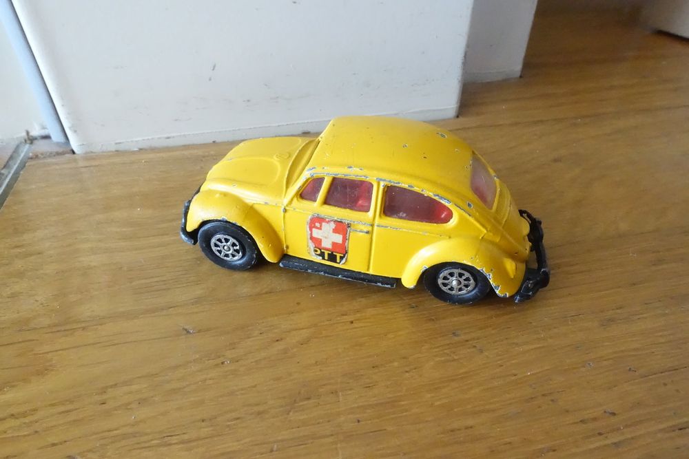 Corgi - 1:43 - Volkswagen 1200 - En el recorte de safari de - Catawiki
