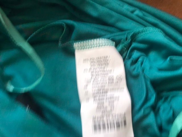 Tops: Top – Neuf avec emballage d'origine à Boudry par JulieG13 4