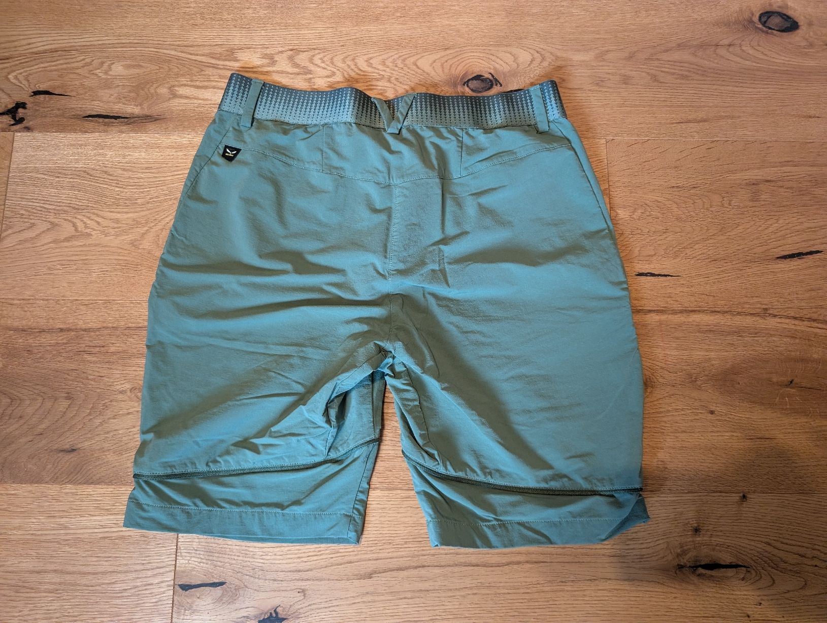 Salewa Pantaloni: Salewa Wanderhose kurz/lang Gr. 40 – Usato da Walenstadt venduto da Dorinka 2