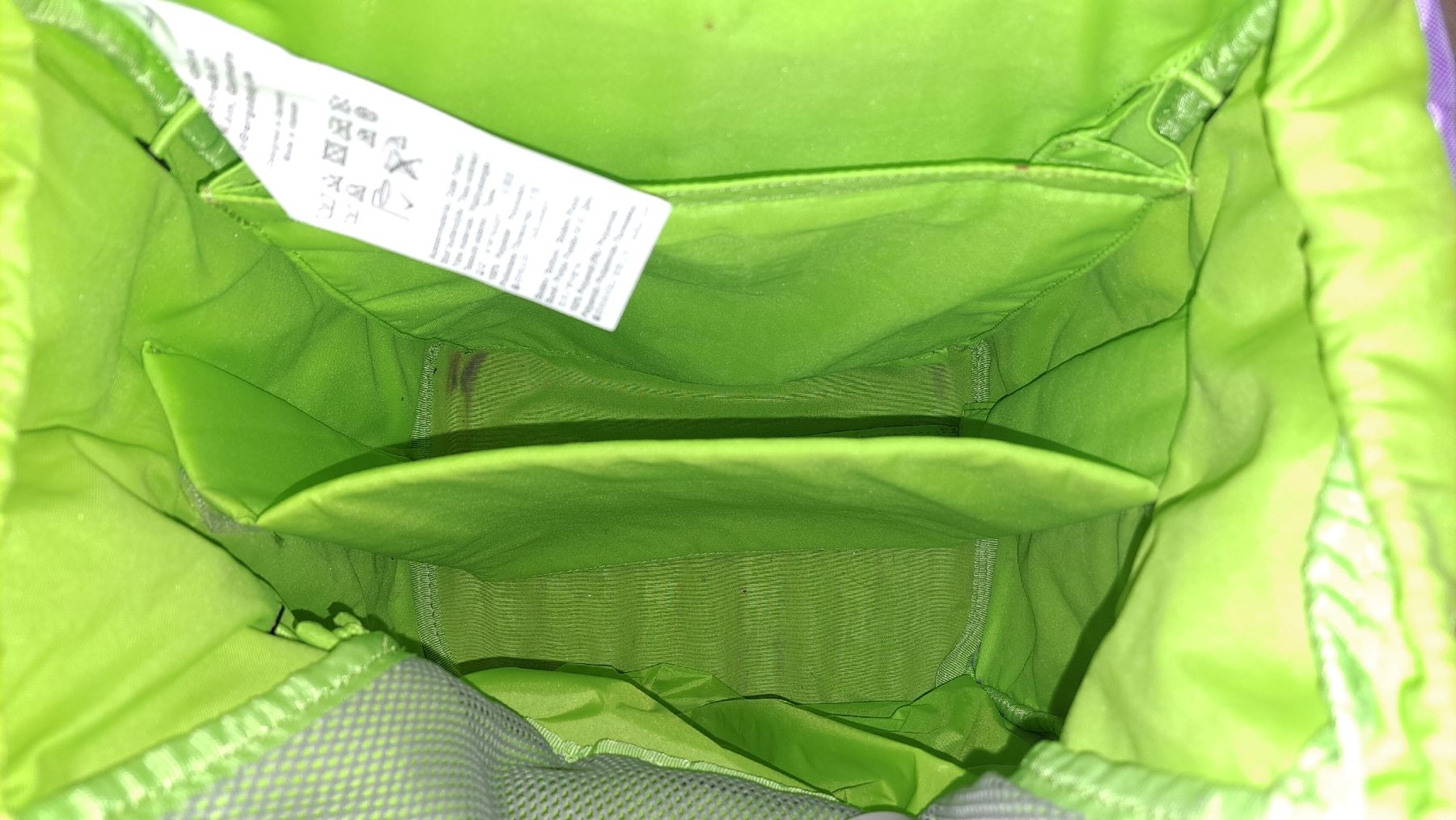 Ergobag Borse & Zaini: Ergobag Schulrucksack Set inkl. Sporttasche. – Usato da Thun venduto da Grisu_cm 5