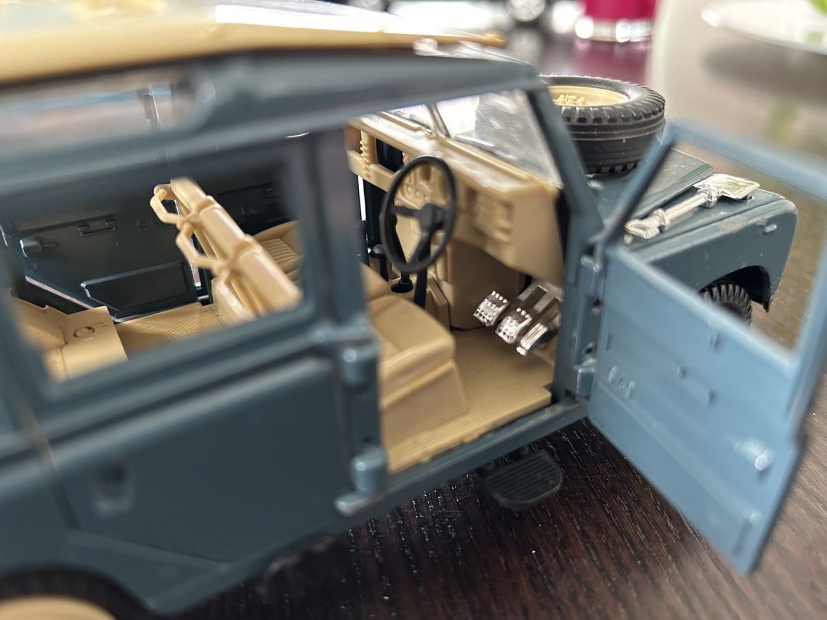 Land Rover Modellini d'auto: Land Rover Defender Modell 1:25 – Usato da Islisberg venduto da Nawi2000 2